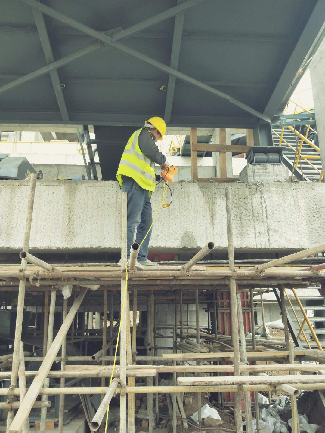 1592790638668531.jpg ffc1092b82c691e6ee66577f59cb7e9.jpg